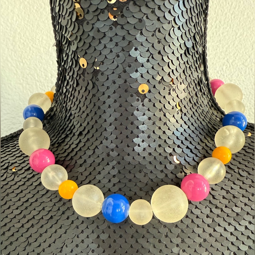 Avon Vintage 1980’s Colorful Summer Frost Lucite Choker Beaded Necklace.